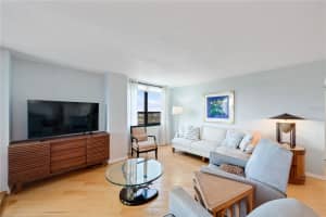 6294 BAHIA DEL MAR CIRCLE, ST PETERSBURG, FL 33715 - MLS#MFRTB8364483