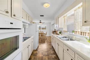 2125 GREENBRIAR BOULEVARD, CLEARWATER, FL 33763 Sold 06/02/25