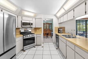 5505 WOODSIDE DRIVE, CRYSTAL RIVER, FL 34429 Sold 04/25/25