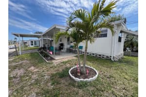 12766 SEMINOLE BOULEVARD, LARGO, FL 33778 Sold 05/21/25