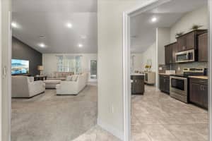 8285 KINGSDALE STREET, SPRING HILL, FL 34608 Sold 05/08/25