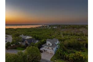 1720 Mariner Way, TARPON SPRINGS
