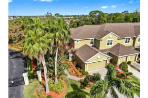 11114 KAPOK GRAND CIRCLE, MADEIRA BEACH, FL 33708 Sold 04/30/25