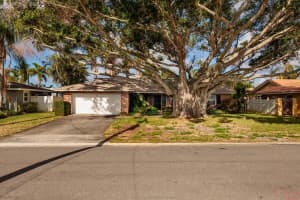 3960 13TH WAY, ST PETERSBURG, FL 33703 Sold 09/02/25