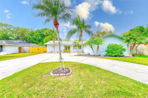 921 WOODLAND DRIVE, PALM HARBOR, FL 34683 Sold 07/18/25