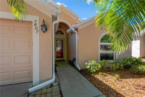 7607 WILTSHIRE PARK PLACE, APOLLO BEACH, FL 33572 Sold 06/06/25