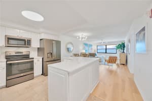 1270 GULF BOULEVARD, CLEARWATER BEACH, FL 33767 Sold 06/03/25
