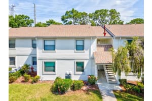 106 Meadow Ln #106, OLDSMAR