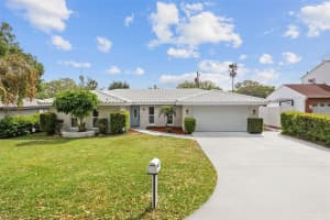 117 BAYWOOD AVENUE, CLEARWATER, FL 33765 Sold 05/05/25