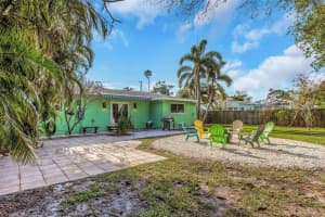 1582 BAYSHORE BOULEVARD, DUNEDIN, FL 34698 Sold 04/18/25