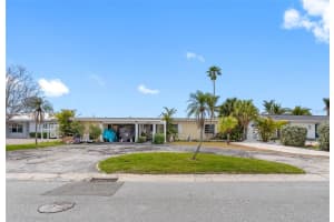 203 BATH CLUB BOULEVARD, NORTH REDINGTON BEACH, FL 33708 Sold 08/14/25