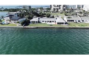 2550 GARY CIRCLE, DUNEDIN, FL 34698 Sold 05/16/25