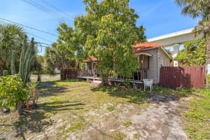 2602 DURHAM STREET, TAMPA, FL 33605 Sold 04/28/25