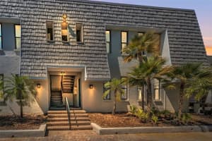 704 LYNDHURST STREET, DUNEDIN, FL 34698 Sold 04/30/25