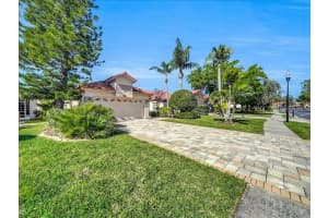 1290 DARTFORD DRIVE, TARPON SPRINGS, FL 34688 Sold 04/26/25