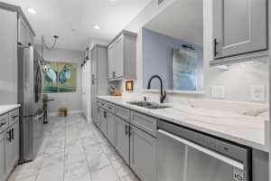 5 ISLAND PARK PLACE, DUNEDIN, FL 34698 - MLS#MFRTB8365464