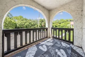 320 BAYSHORE BOULEVARD, CLEARWATER, FL 33759 Sold 07/01/25