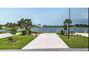 16950 CR 630 #124, LAKE WALES, FL 33898 - MLS#MFRTB8365576