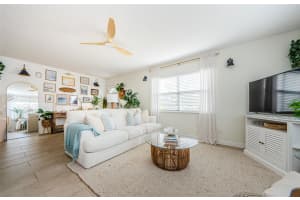 2261 QUEEN STREET, ST PETERSBURG, FL 33712 Sold 08/20/25