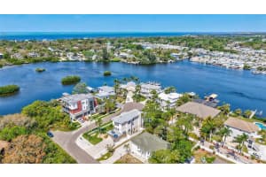 1700 OYSTER POINT WAY, PALM HARBOR, FL 34683 Sold 05/29/25