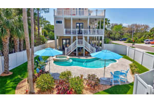 1700 OYSTER POINT WAY, PALM HARBOR, FL 34683 Sold 05/29/25