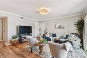 13754 ORANGE SUNSET DRIVE, TAMPA, FL 33618 Sold 05/15/25
