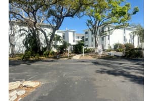 6304 Pointe West Blvd #a206, BRADENTON