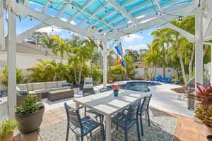 330 47TH AVENUE, ST PETERSBURG, FL 33703 Sold 07/18/25