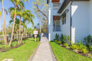 526 39TH AVENUE, ST PETERSBURG, FL 33705 - MLS#MFRTB8365919