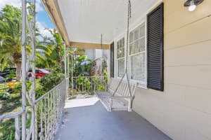 933 SHADOWLAWN AVENUE, TAMPA, FL 33603 - MLS#MFRTB8365979