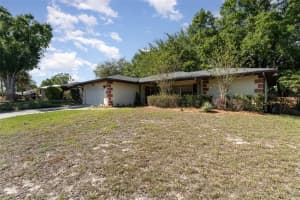 1023 MOCKINGBIRD CIRCLE, WINTER HAVEN, FL 33884 Sold 05/01/25
