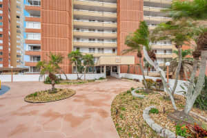 17940 GULF BOULEVARD, REDINGTON SHORES, FL 33708 Sold 10/20/25