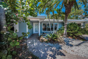 810 Lantana Ave, CLEARWATER BEACH