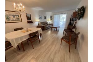 300 CLYDE LANE, DUNEDIN, FL 34698 Sold 04/23/25