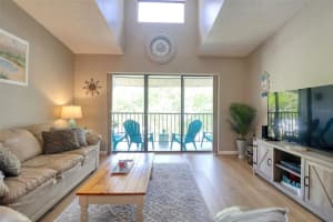 1309 Pine Ridge Cir E #h3, TARPON SPRINGS