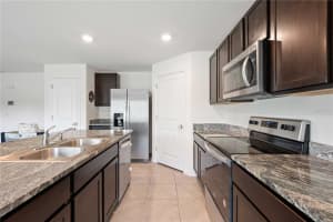 36727 SPANISH ROSE DRIVE, DADE CITY, FL 33525 - MLS#MFRTB8366272