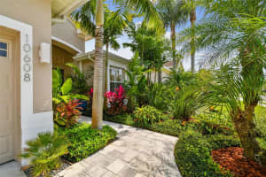 10608 GRETNA GREEN DRIVE, TAMPA, FL 33626 Sold 05/16/25