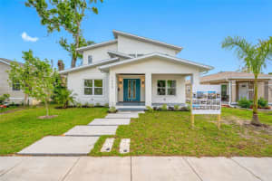 1030 11th Ave S, ST PETERSBURG