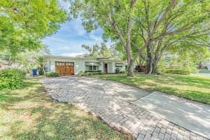 559 OAKWOOD DRIVE, LARGO, FL 33771 Sold 05/16/25