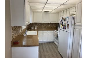 8101 113TH STREET, SEMINOLE, FL 33772 Sold 06/03/25