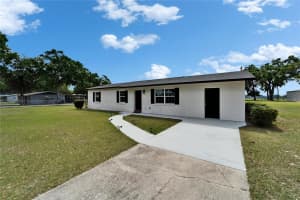 7055 DURANT ROAD, PLANT CITY, FL 33567 Sold 04/30/25