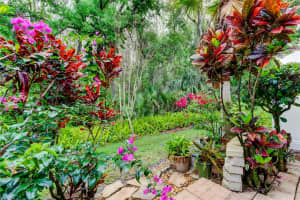 5100 BURCHETTE ROAD, TAMPA, FL 33647 Sold 05/19/25