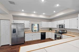 5232 3RD AVENUE, ST PETERSBURG, FL 33707 Sold 04/29/25