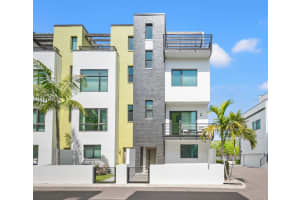 907 Arlington Ave N, ST PETERSBURG