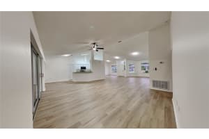 952 HUNT STREET, PALM BAY, FL 32907 Sold 04/22/25
