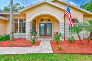 12302 KNIGHT PLACE, THONOTOSASSA, FL 33592 Sold 08/11/25