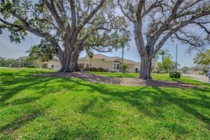 1129 HALEY LANE, DUNEDIN, FL 34698 Sold 08/27/25