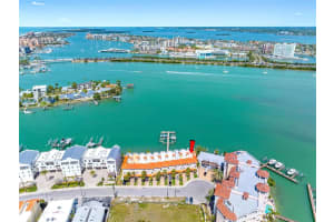 200 Brightwater Dr #10, CLEARWATER BEACH
