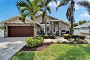 6592 MANGO AVENUE, ST PETERSBURG, FL 33707 Sold 05/30/25