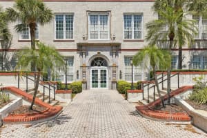 701 MIRROR LAKE DRIVE, ST PETERSBURG, FL 33701 Sold 05/12/25
